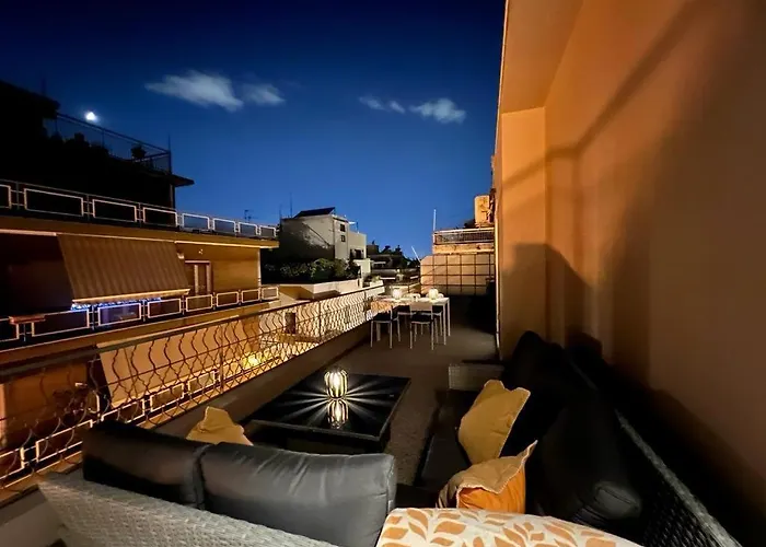 Peaceful 3 Bedroom Apartment In Athens Center