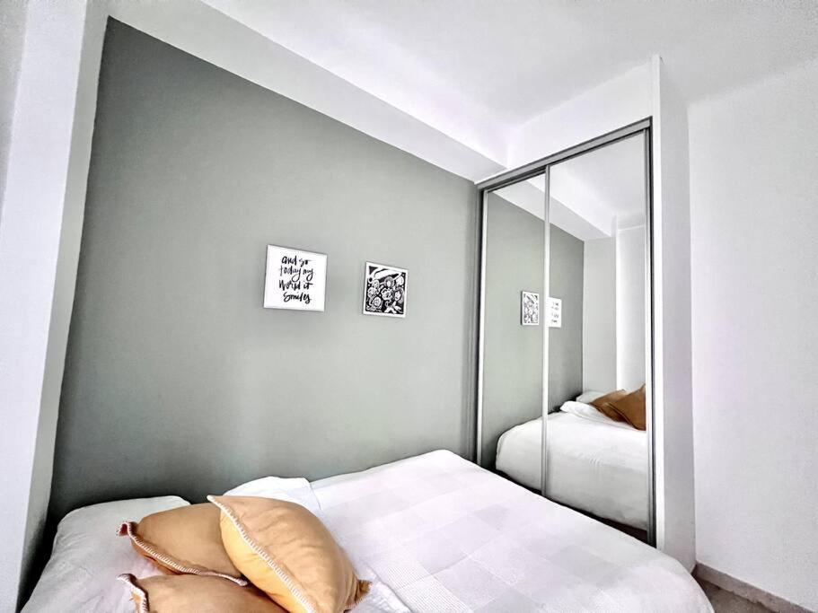 Appartement Peaceful 3 Bedroom In Center *